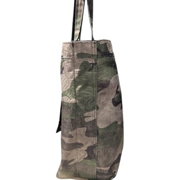 Burton Green and Brown Camouflage Bag Dual Straps Large Interior - Picture 10 of 14